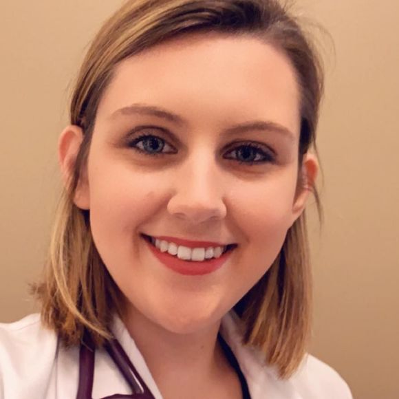 Meet your Posher, Brooke - Picture 1 of 1
